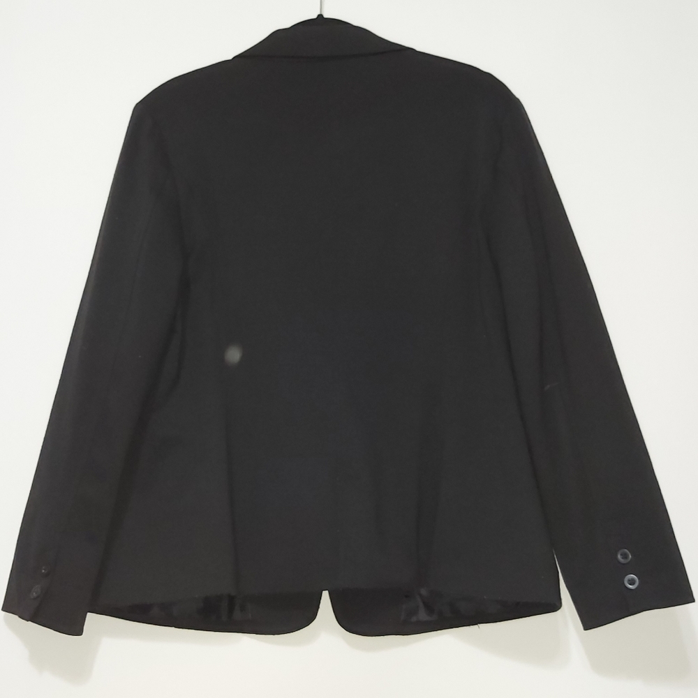 Black Blazer - Picture 2 of 3